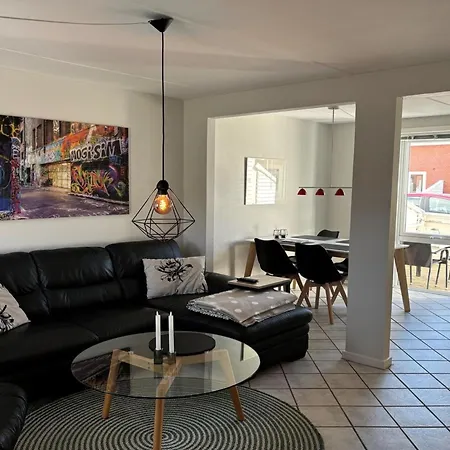 Bosse - 2-3km From The Sea By Interhome Leilighet